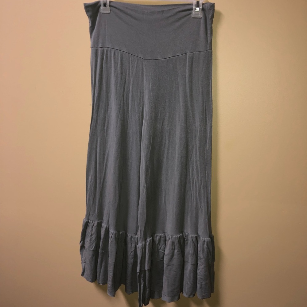 {boutique} Capri ruffle pants